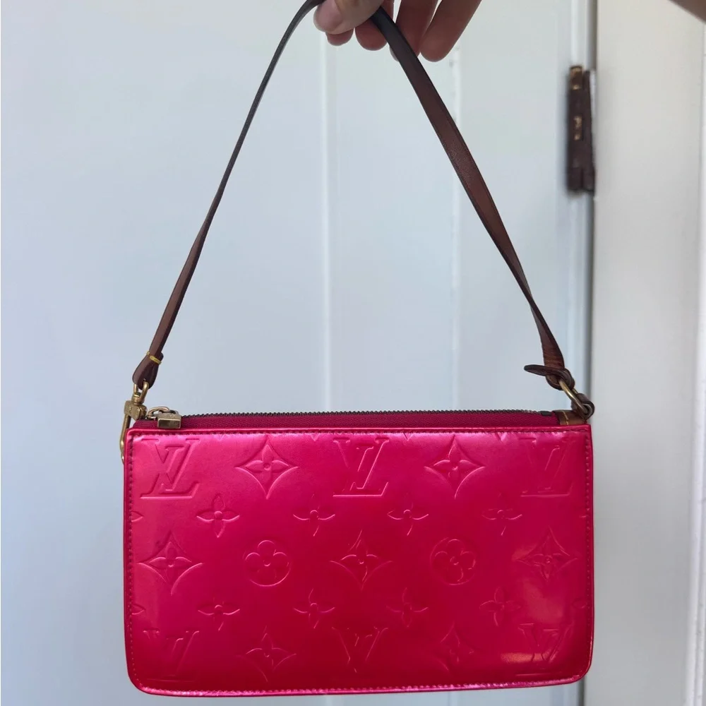 Louis Vuitton Vernis Monogram Pochette Accessoires Pink Bag with COA - Picture 6 of 13